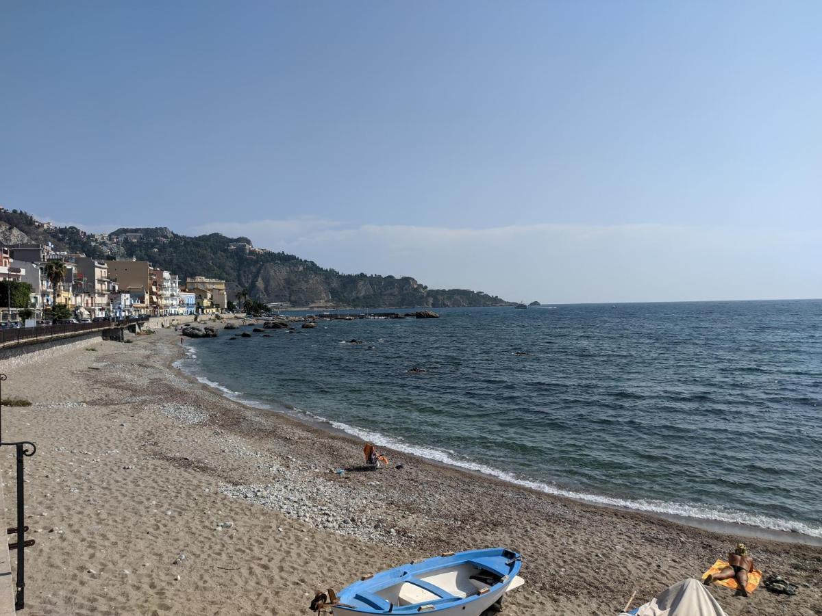 Sicily Travel Apartment'S 2 Giardini Naxos Exterior foto